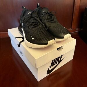 Mens Nike Air Max 270 Black/White AH8050-002 USED Size 12 with box.